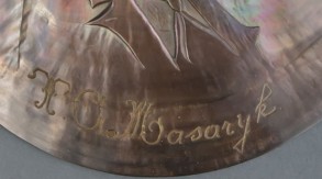 Nástěnný reliéf - portrét T. G. Masaryka