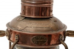 Lodní lampa s dřevěnou kladkou