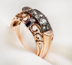 Zlatý prsten dámský