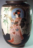 Velká váza gejšami a čaroději 