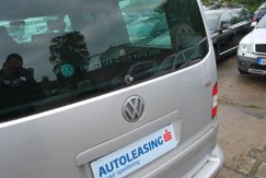 VOLKSWAGEN MULTIVAN