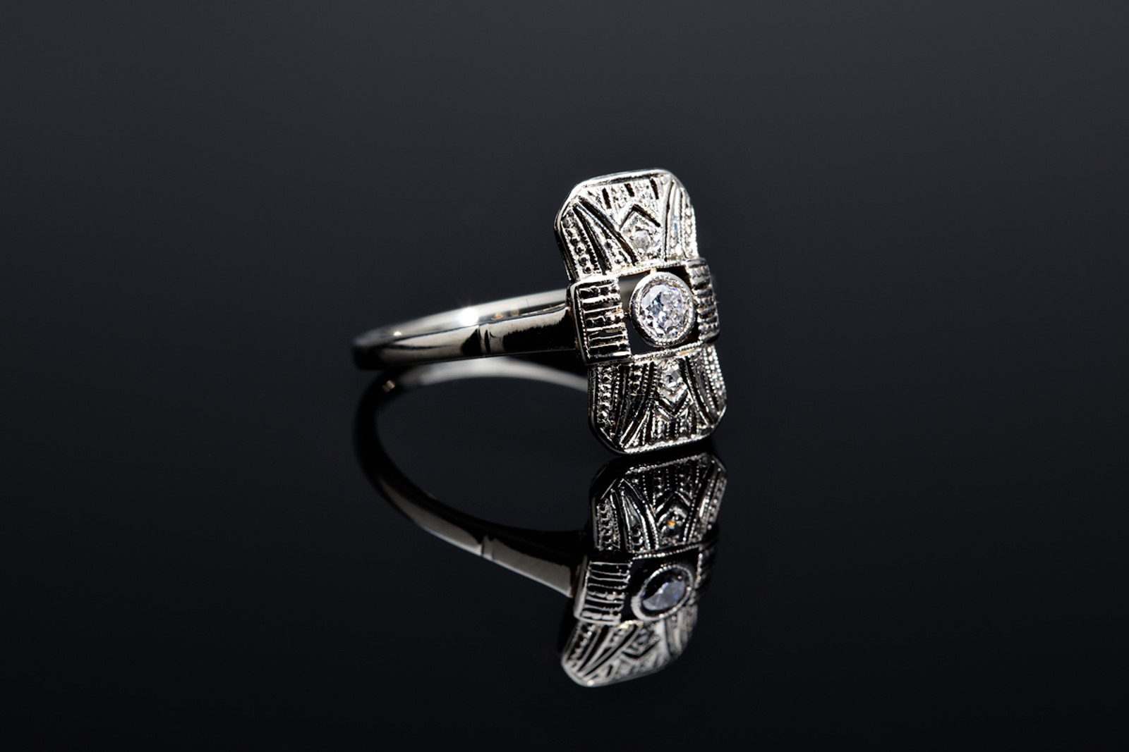 Briliantový prsten ve stylu Art Deco 0,15 ct