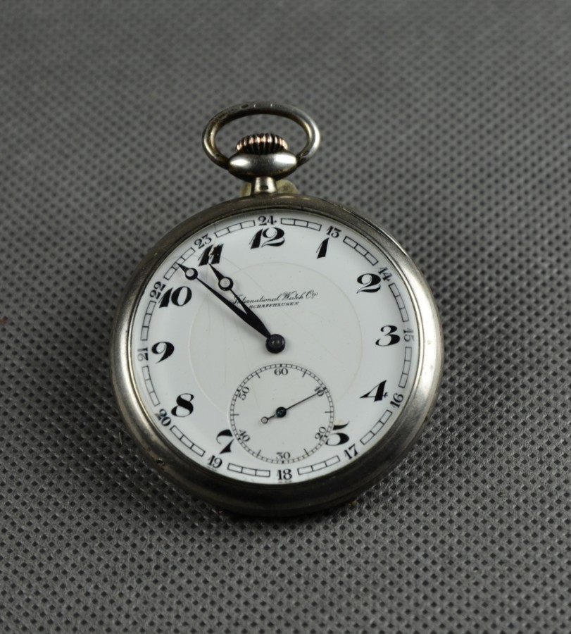 Stříbrné hodinky IWC Schaffhausen
