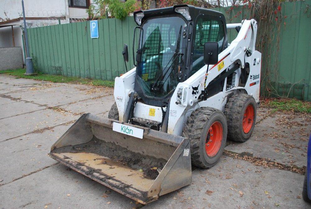KOMPAKTNÍ NAKLADAČ BOBCAT S570