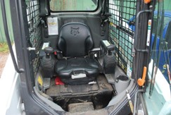 KOMPAKTNÍ NAKLADAČ BOBCAT S570