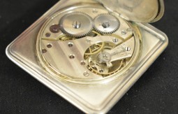 Kapesní hodinky Tavanes Watch