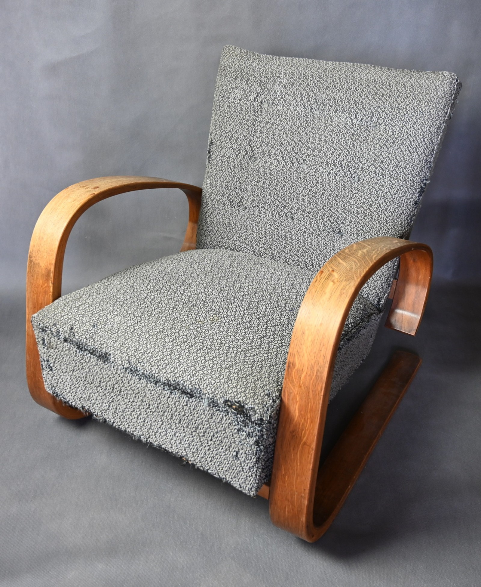 Alvar Aalto 1898 - 1976), 3 křesla "Tank", model 400