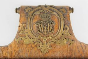 Kazeta na dopisy s erbem a miniaturou