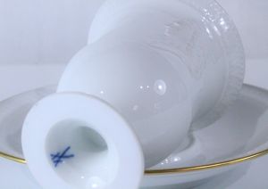 Míšeňský šálek s portrétem