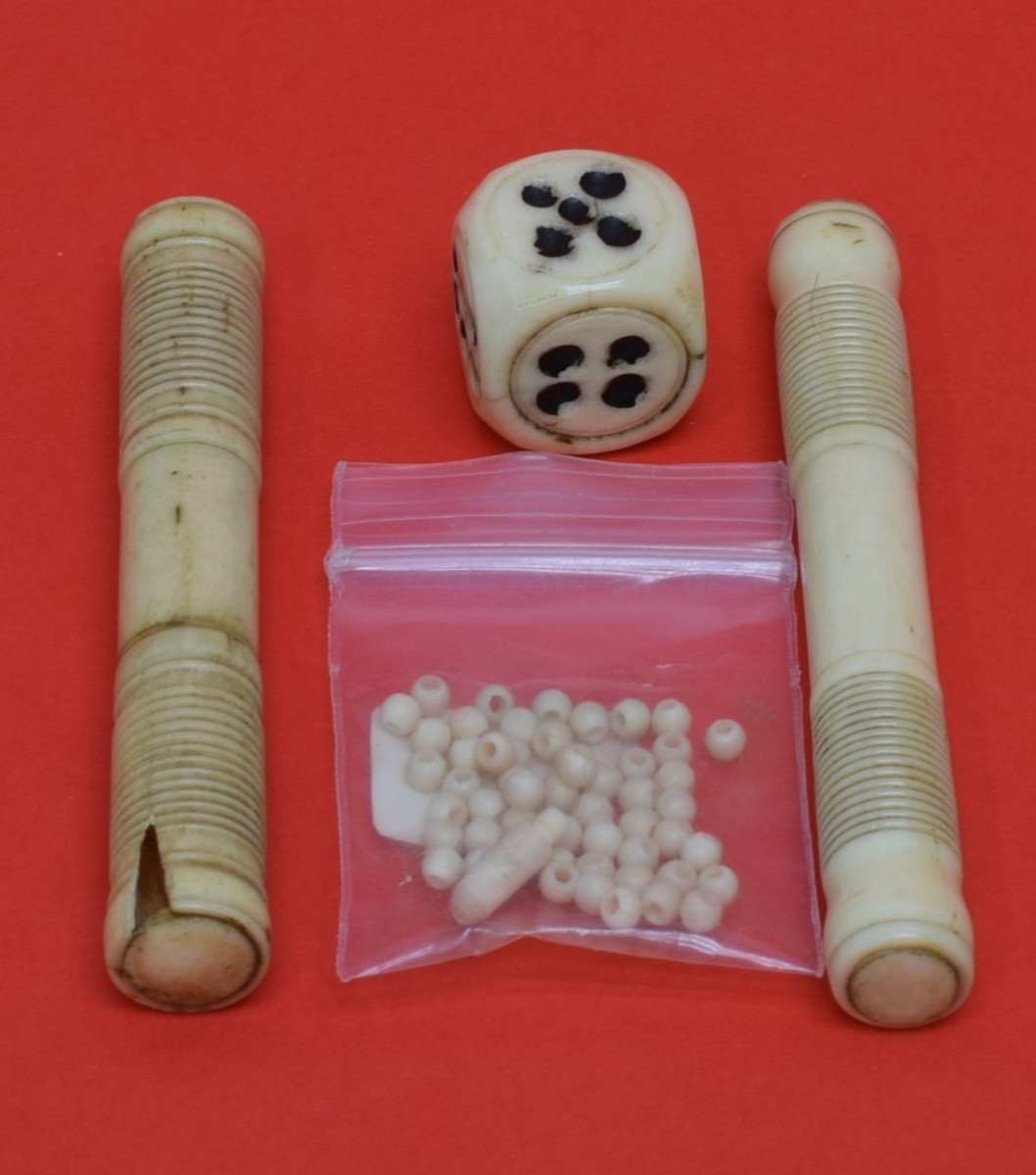 KONVOLUT DROBNÝCH PŘEDMĚTŮ