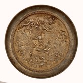 Nástolec ze zlaceného bronzu podle Benvenuta Celliniho