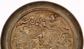 Nástolec ze zlaceného bronzu podle Benvenuta Celliniho