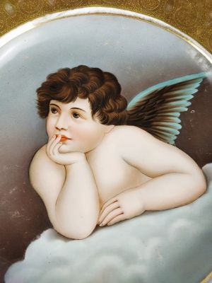 Porcelánový talíř s andělíčkem