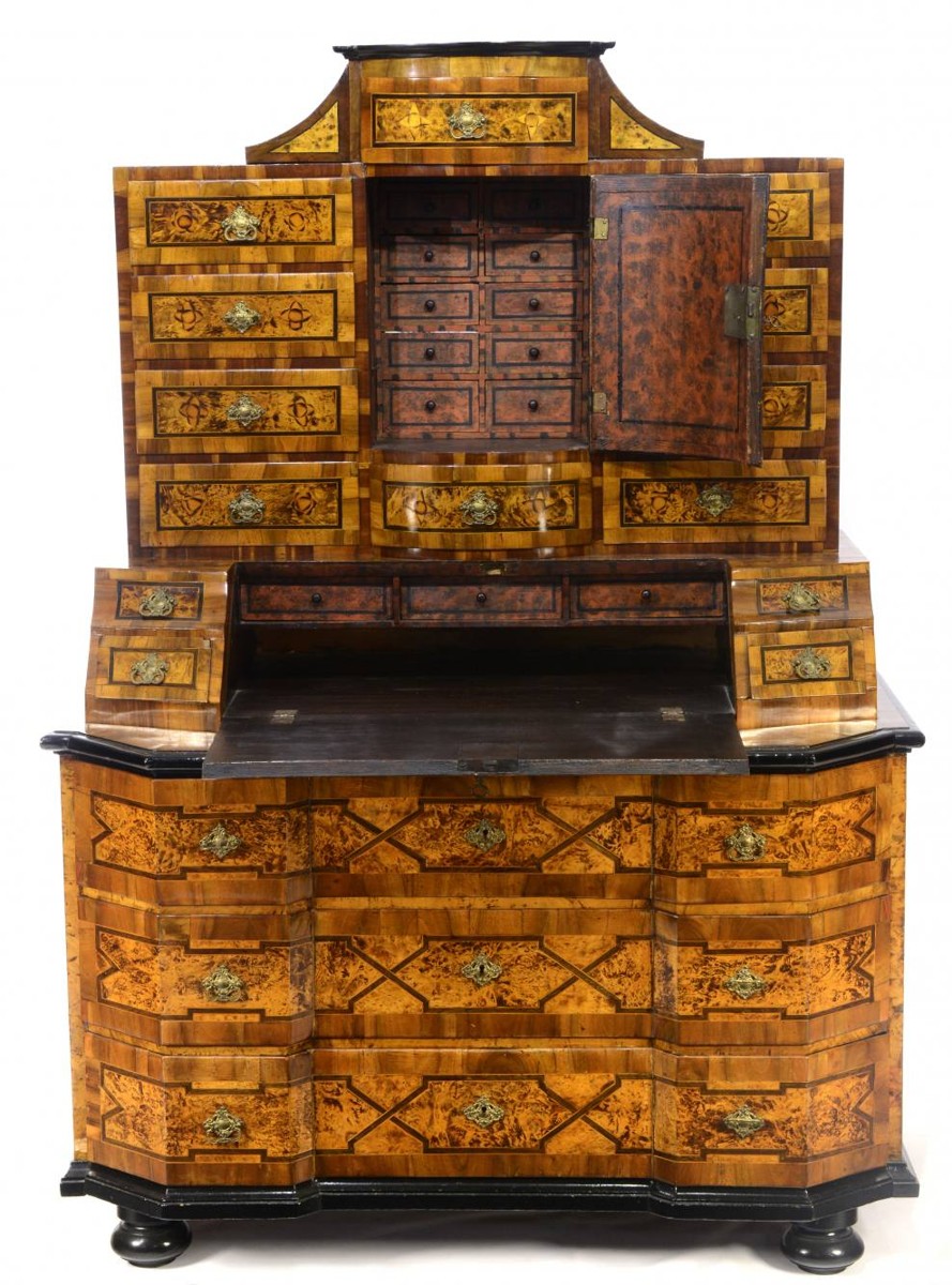 TABERNÁKL - TŘÍDÍLNÝ SEKRETÁŘ