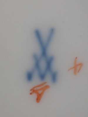 ŠÁLEK S PODŠÁLKEM