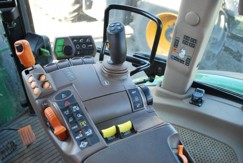 ČELNÍ NAKLADAČ JOHN DEERE 603RC