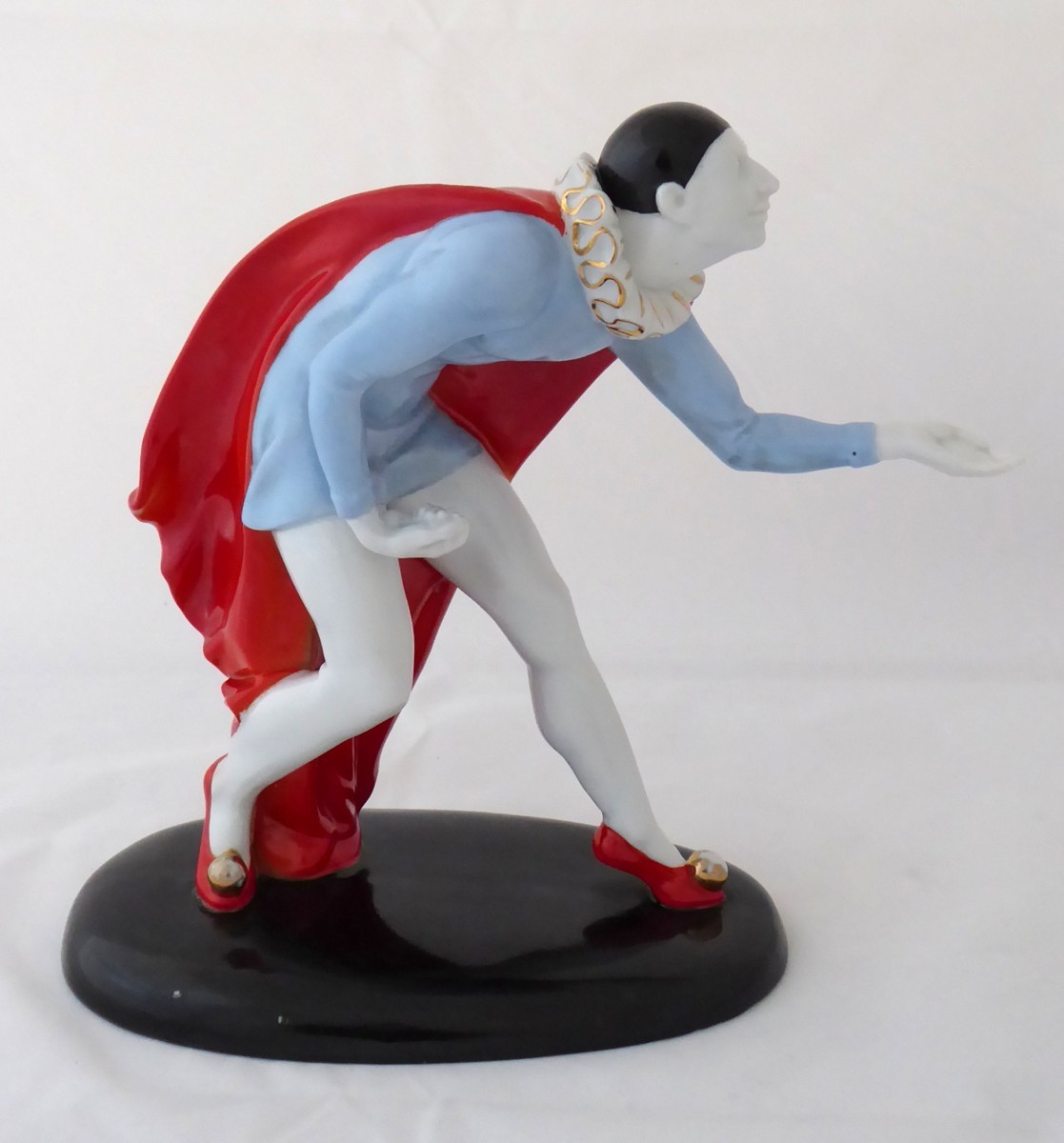 Velká soška Pierota - Pirkenhammer umělecké oddělení