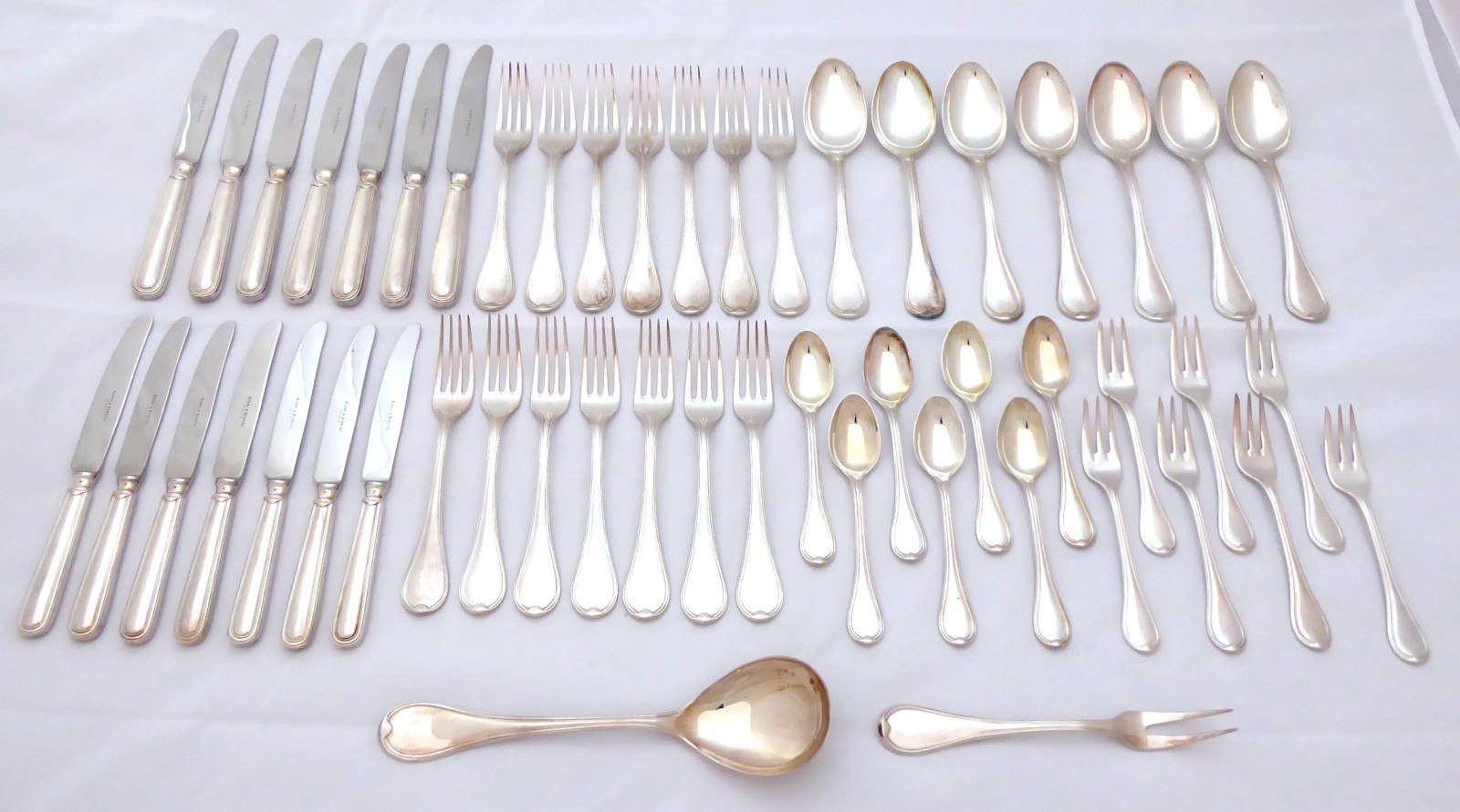 Luxusní stříbrné příbory, 51 kusů - Robbe & Berking, vzor Classic-Faden