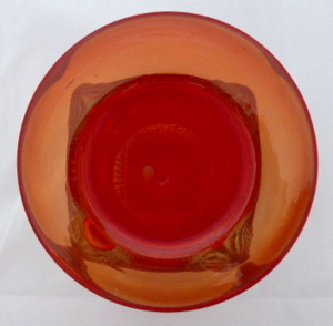 Váza z čirého a světle červeného skla - František Vízner (1936-2011)