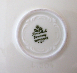 Dóza s barevnou kyticí - Rosenthal, název modelu Chippendale