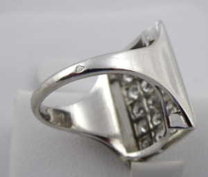 Masivní prsten s brilianty cca 2 - 2,15 ct z bílého zlata, velikost prstenu 52