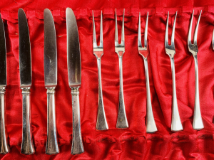 Stříbrné dezertní nože a vidličky | František Bibus