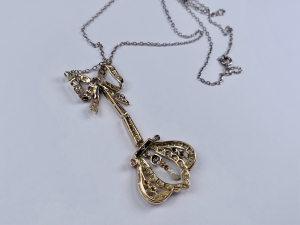Kolier s diamanty, safíry a perlou | Art Deco