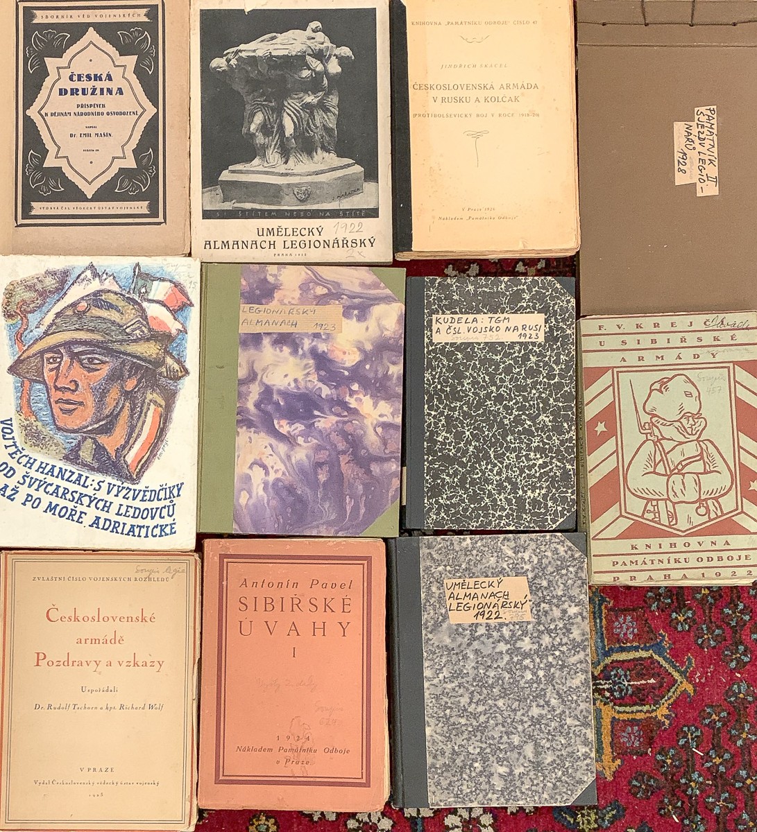 Legionářská literatura | Konvolut 11 knih a sborníků