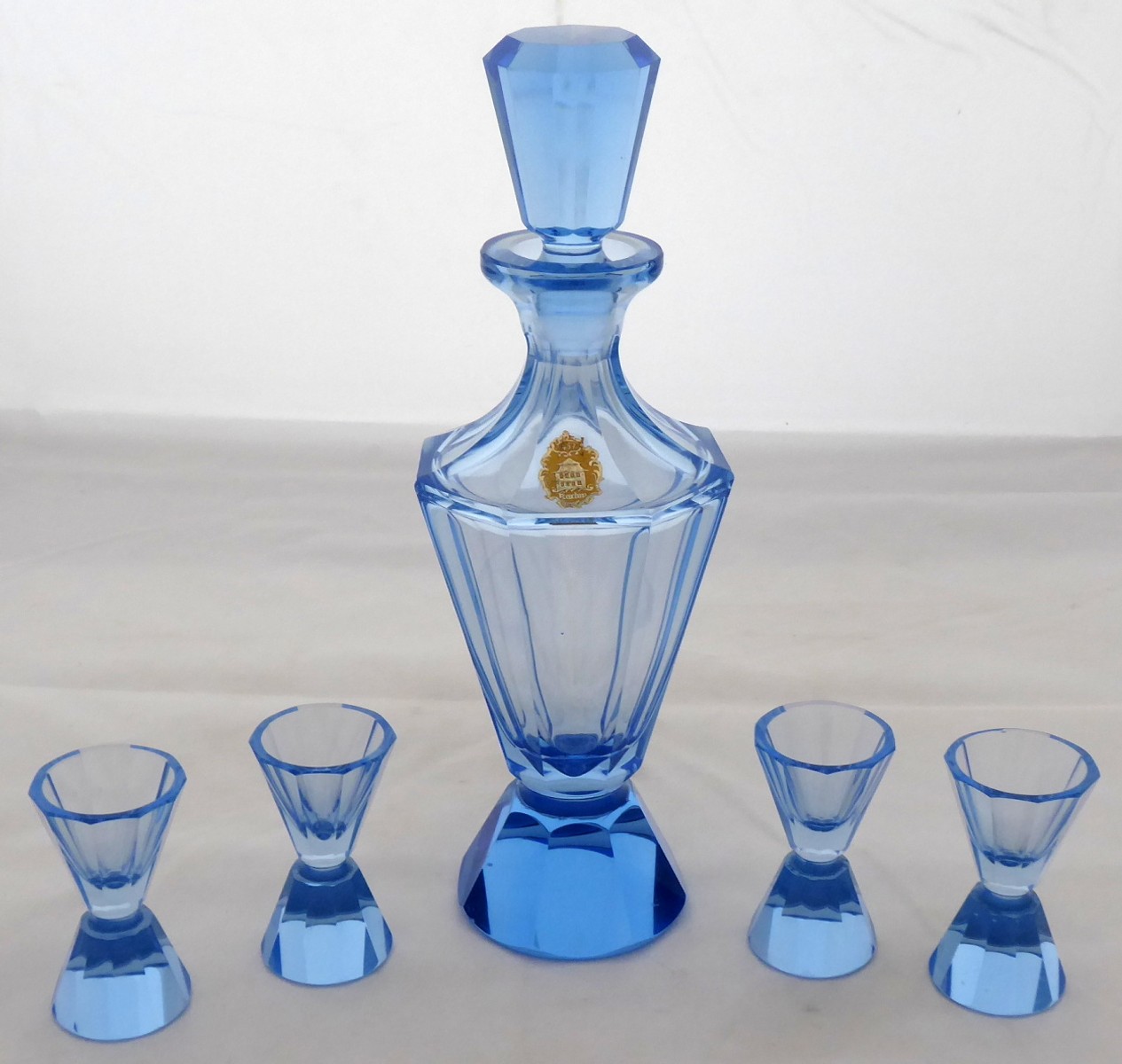 ART DECO KARAFA A ČTYŘI POHÁRKY - KAREL BAČÍK, KARLOV