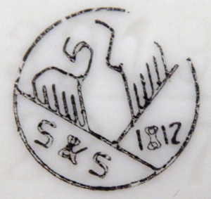 DÓZIČKA S PIEROTY - SONTAG & SÖHNE, GEIERSTAHL