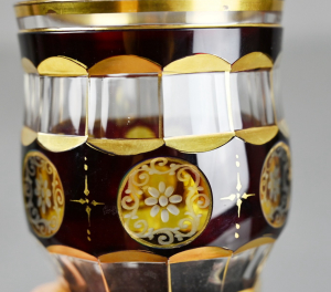 Pohár biedermeier, rubínový listr