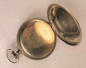 Kapesní hodinky Omega II.
