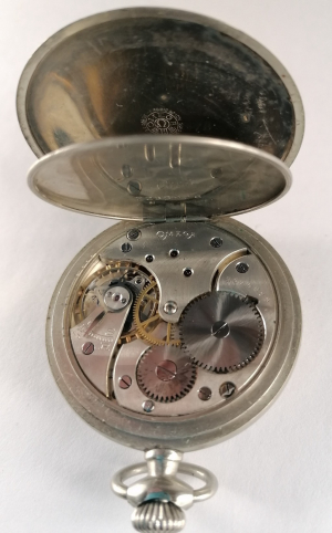 Kapesní hodinky Omega
