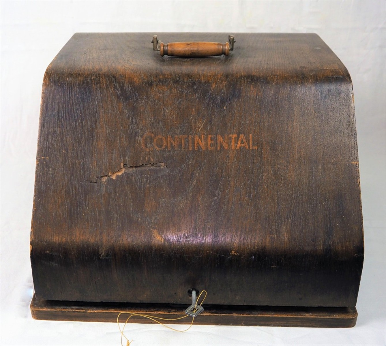 Kufříkový psací stroj Continental