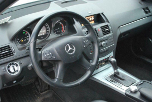 MERCEDES BENZ C220 CDI