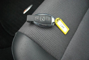 MERCEDES BENZ C220 CDI