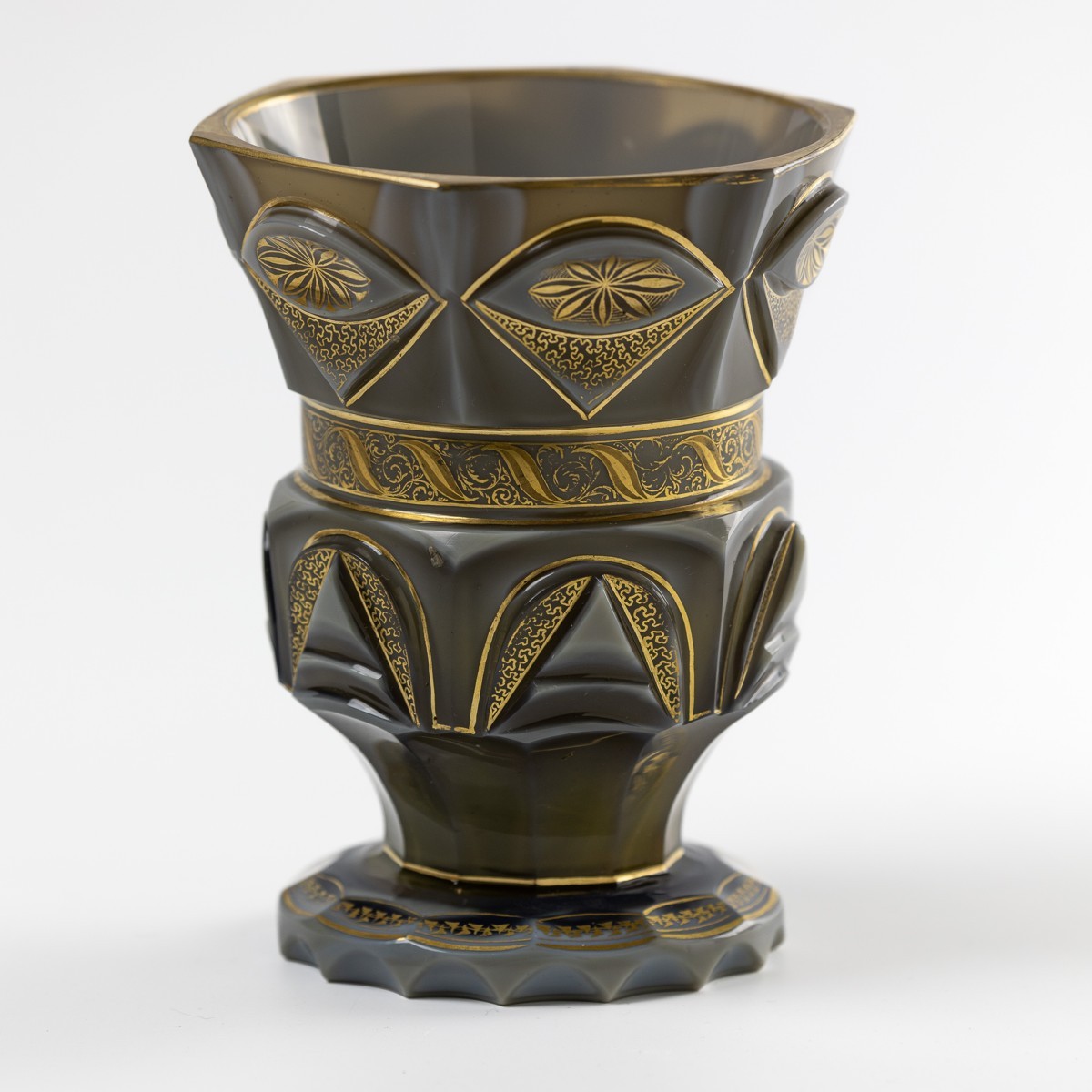 Luxusní agatinový pohár - Buquojské sklárny