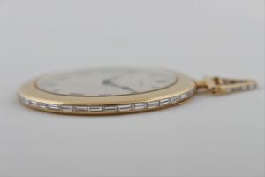 Zlaté kapesní hodinky Cartier zdobené diamanty