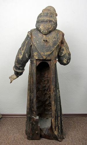 Mnich - dřevěná plastika 17./18. století