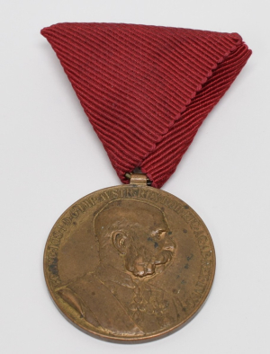 Jubilejní pamětní medaile „Signum Memoriae 1848-1898“.