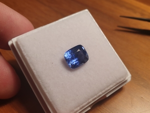 Unikátní modrý safír - cornflower blue 4,6 karátů