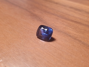 Unikátní modrý safír - cornflower blue 4,6 karátů