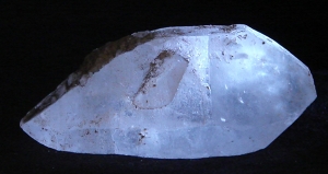 Křemen oboustranně zakončený