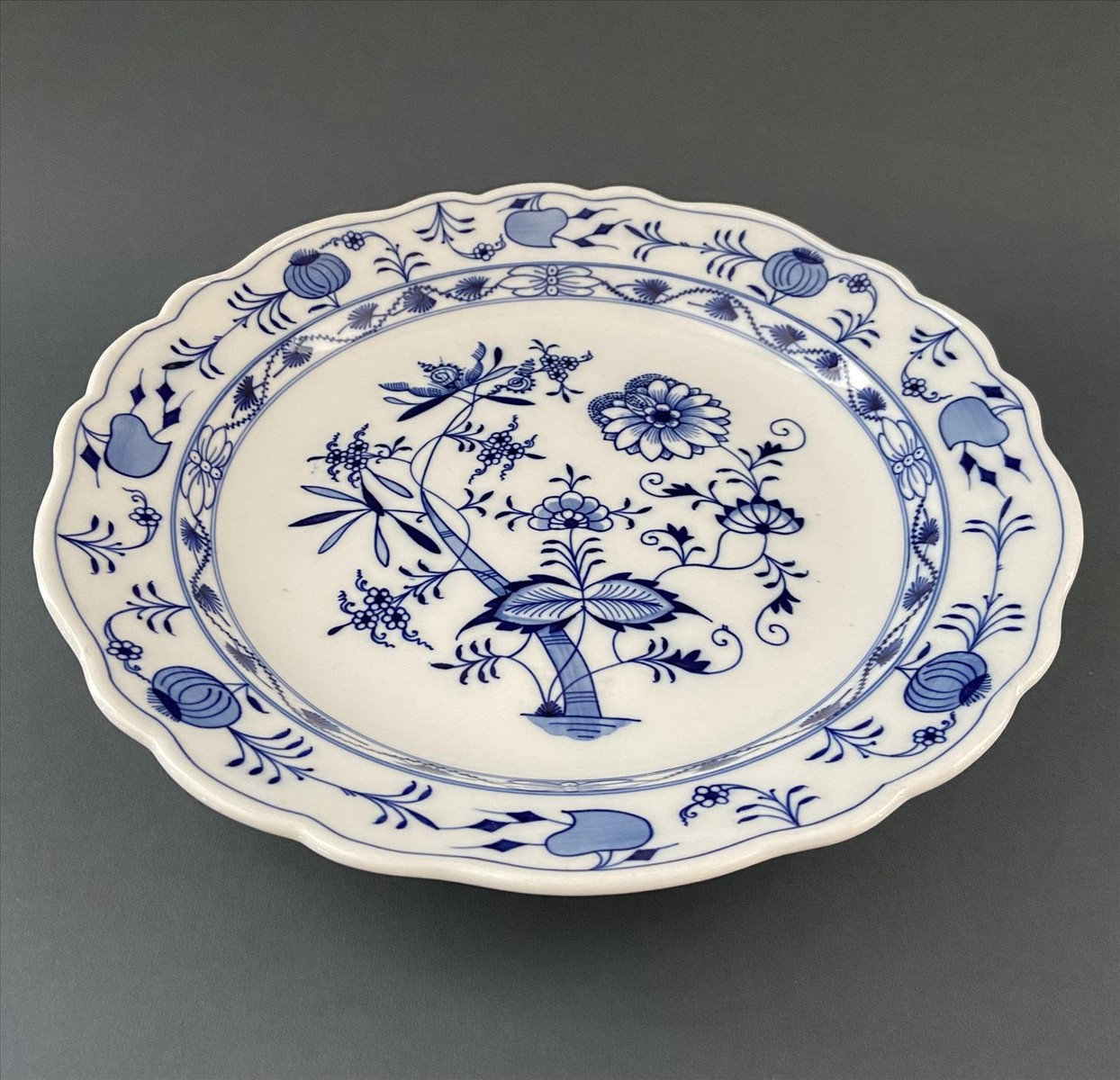 Porcelán MEISSEN - Servírovací talíř cibulový vzor