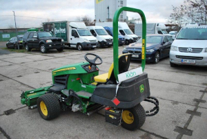 VŘETENOVÁ SEKAČKA JOHN DEERE 2653B