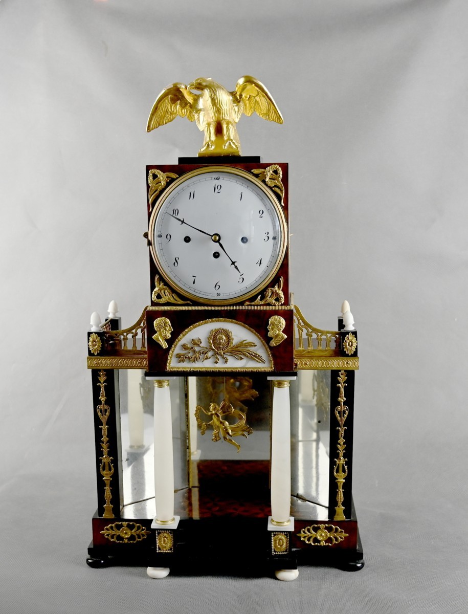 Empírové stolní hodiny se zvonkovým bitím