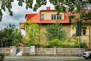 Vila na Hanspaulce, Pernikářce