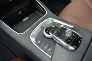 MERCEDES BENZ S400 4MATIC