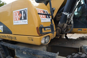 KOLOVÉ RYPADLO CATERPILLAR M315D