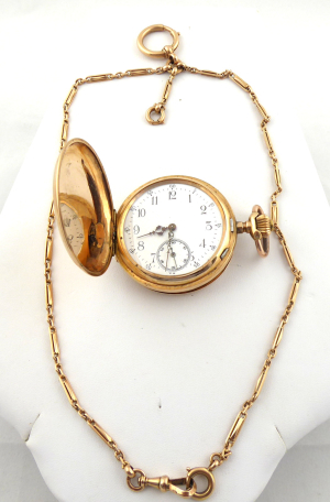 ZLATÉ KAPESNÍ HODINKY S ŘETÍZKEM - ANCRE LIGNE DROITE, REMONTOIR 15 RUBIS, SPIRAL BREGUET